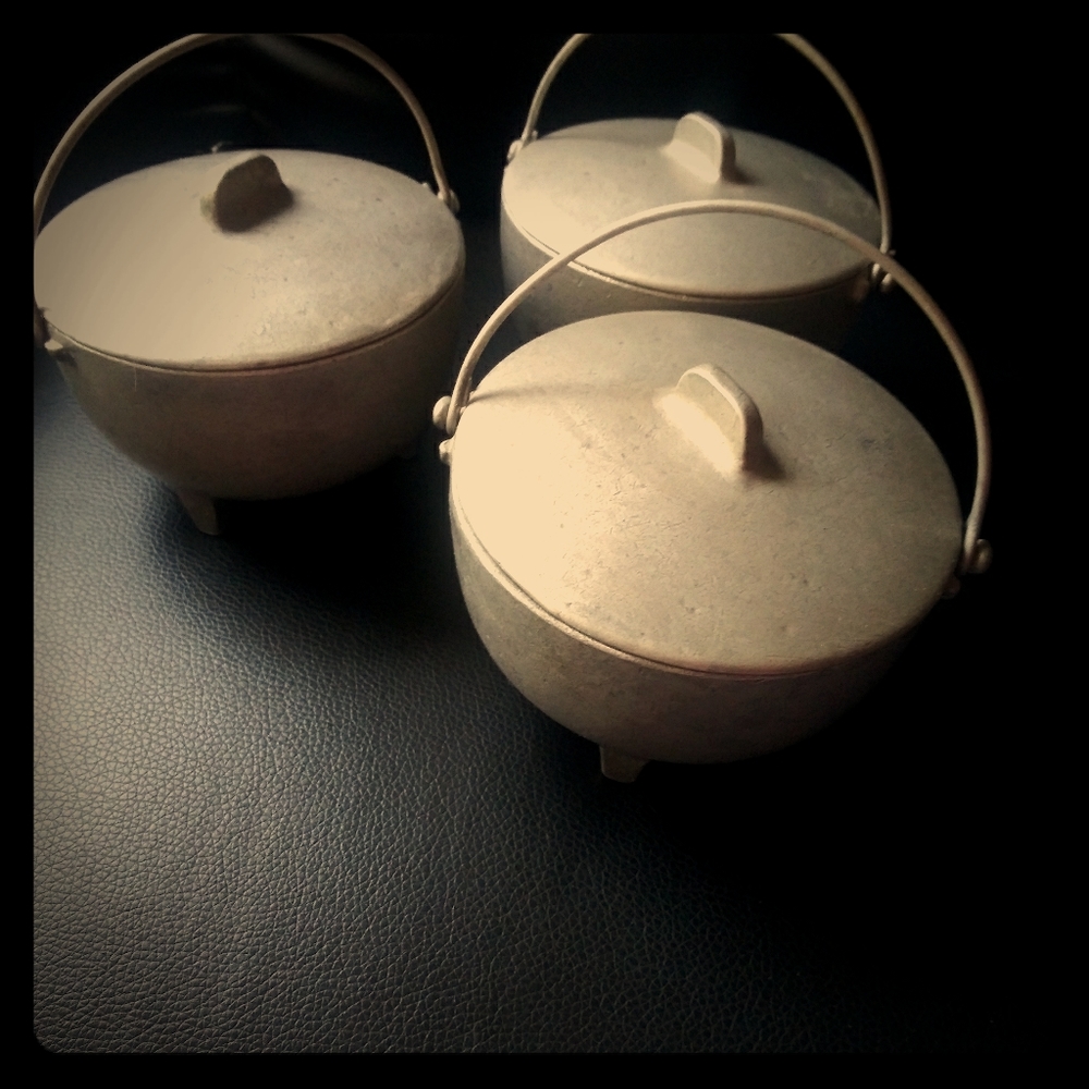 Vintage chowder pots